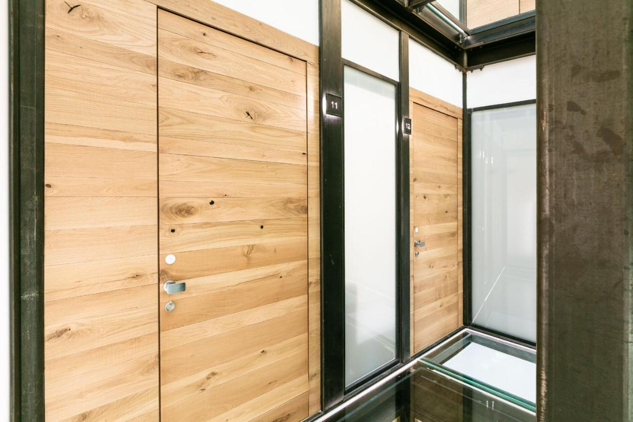 Domus Cavour Rooms&Suites ティラーノ エクステリア 写真