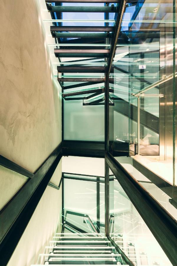 Domus Cavour Rooms&Suites ティラーノ エクステリア 写真