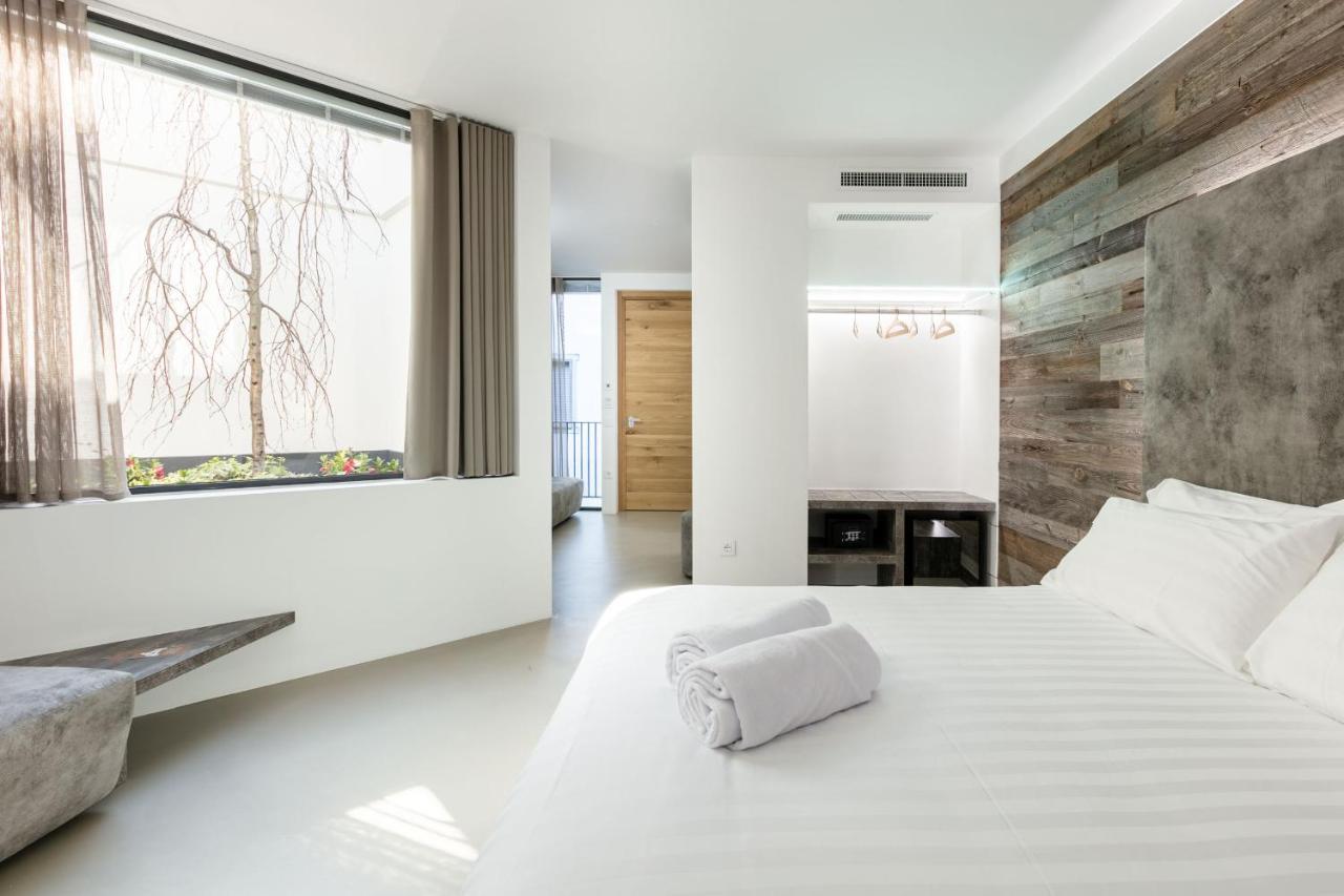 Domus Cavour Rooms&Suites ティラーノ エクステリア 写真