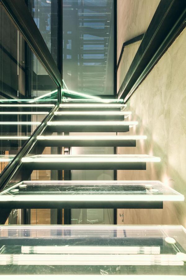 Domus Cavour Rooms&Suites ティラーノ エクステリア 写真