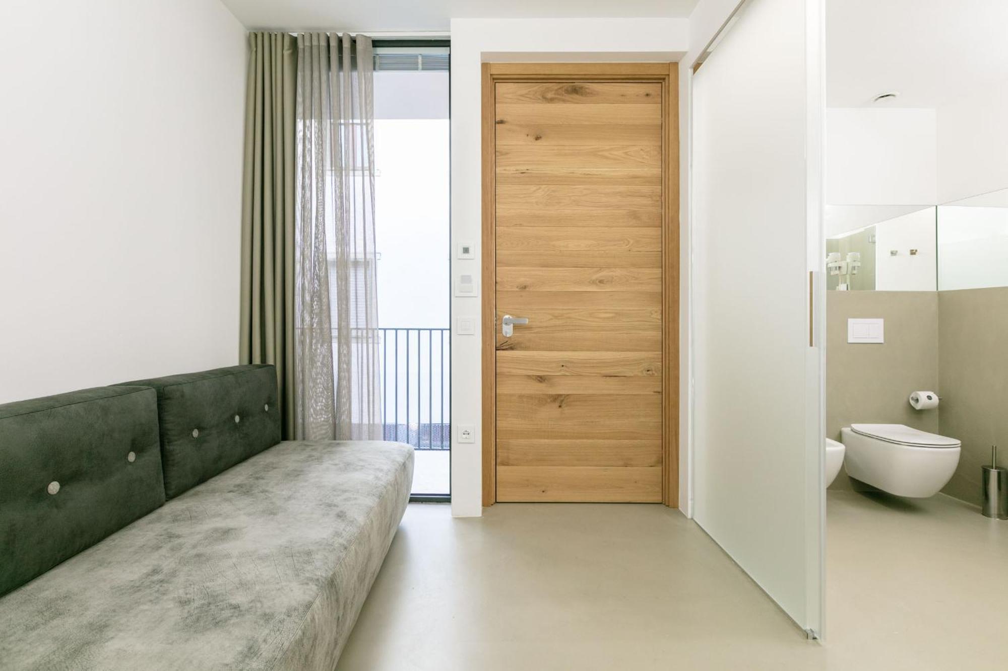 Domus Cavour Rooms&Suites ティラーノ 部屋 写真