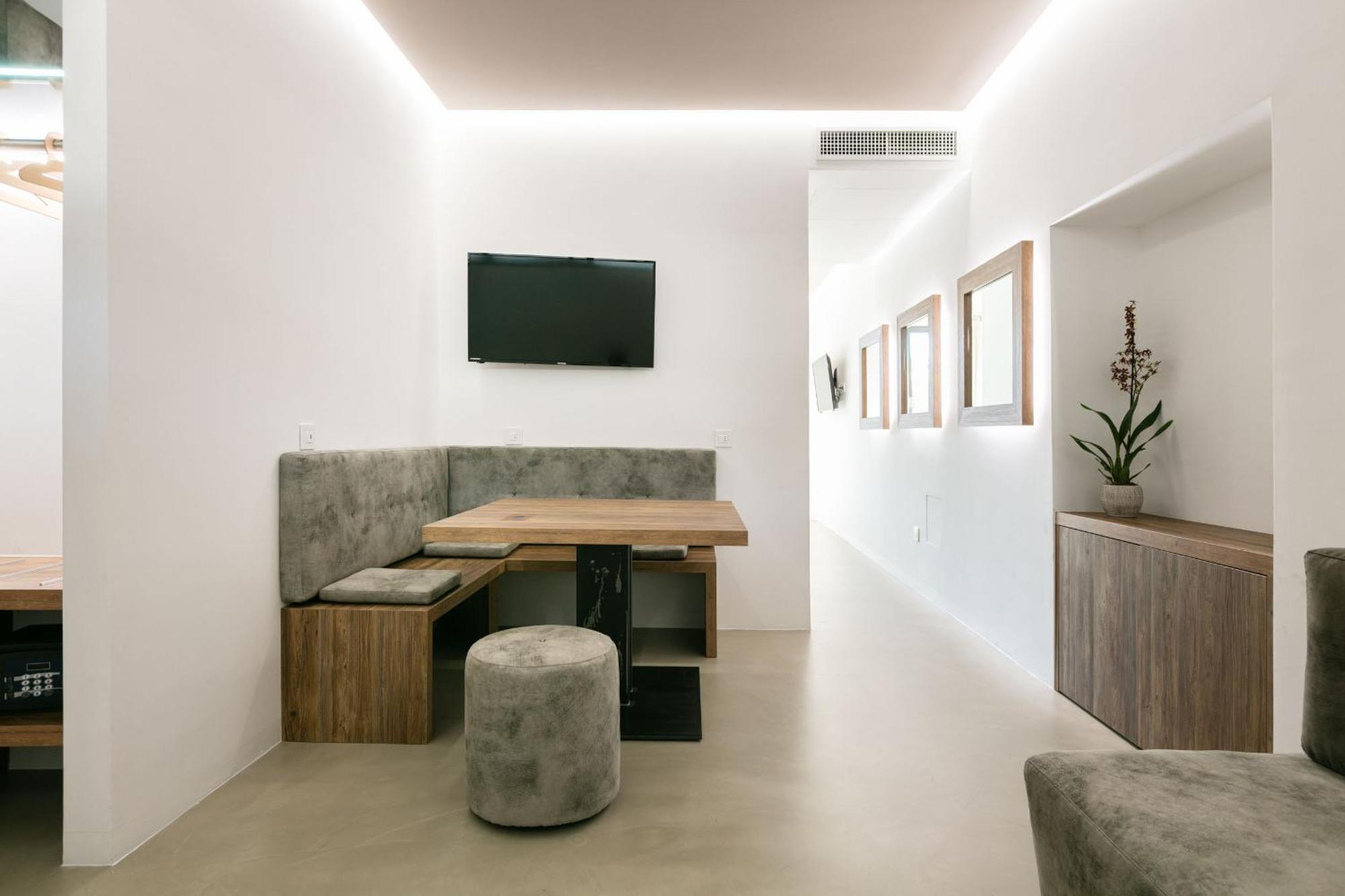 Domus Cavour Rooms&Suites ティラーノ 部屋 写真