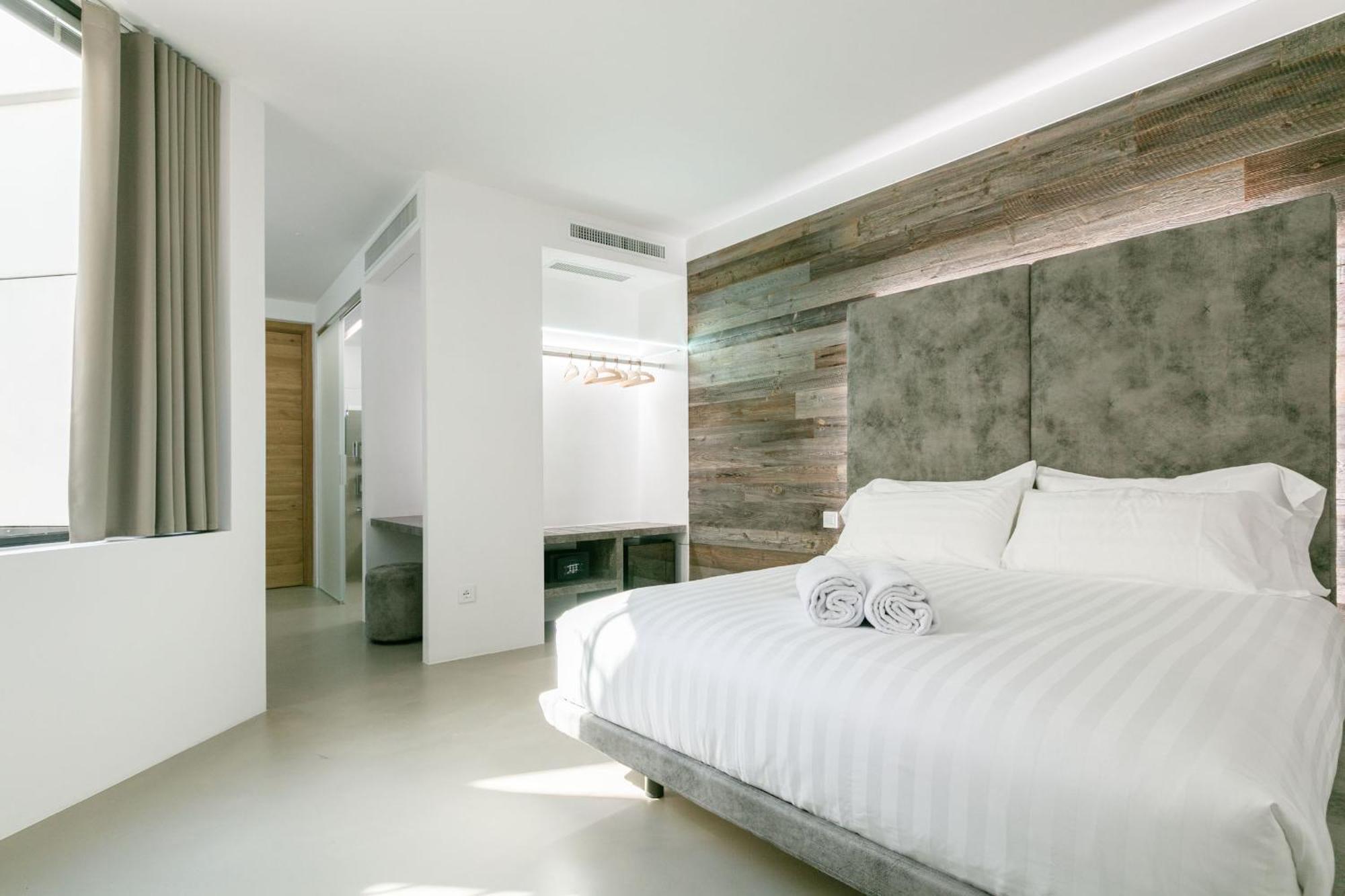 Domus Cavour Rooms&Suites ティラーノ 部屋 写真