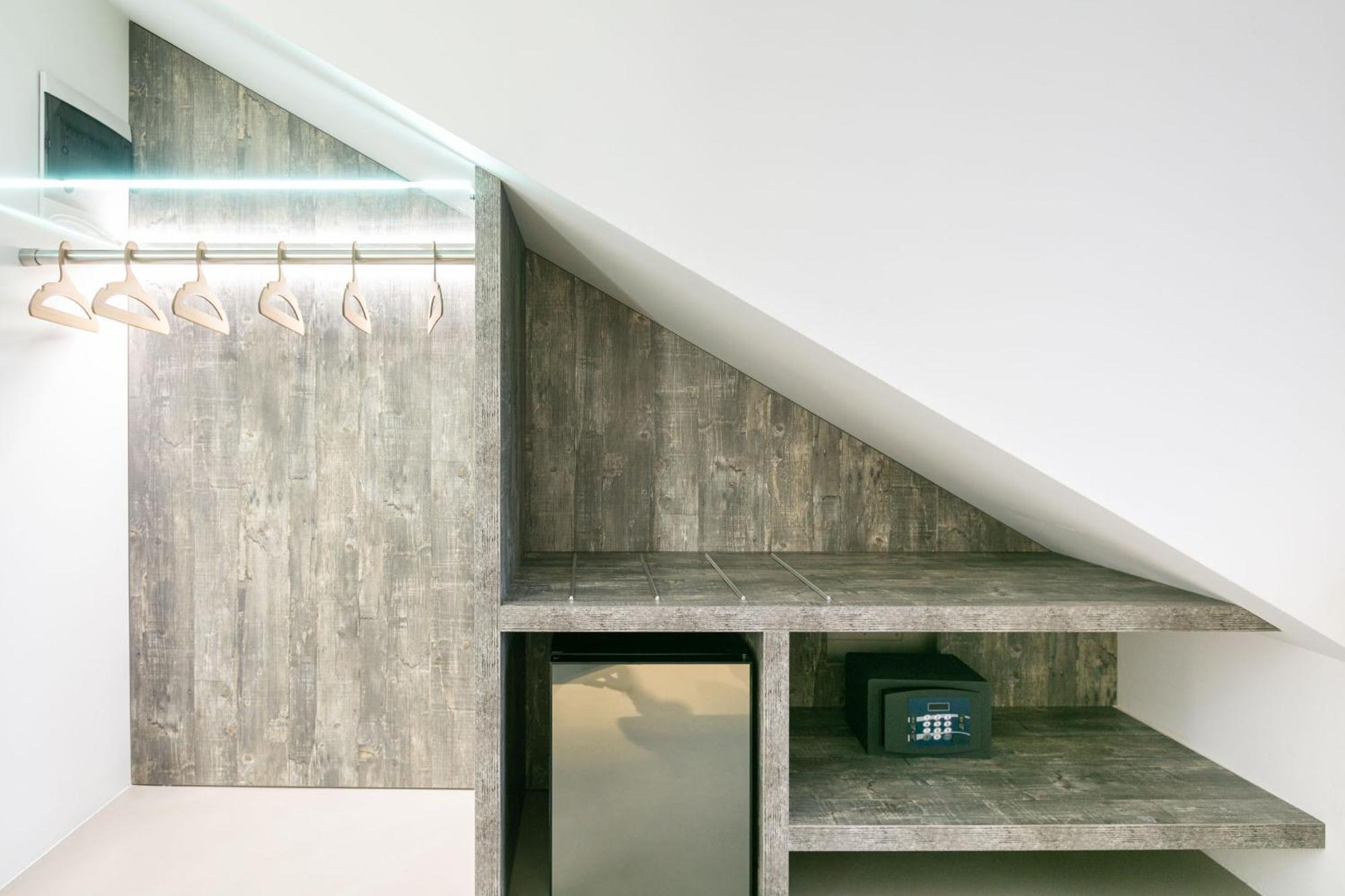 Domus Cavour Rooms&Suites ティラーノ 部屋 写真